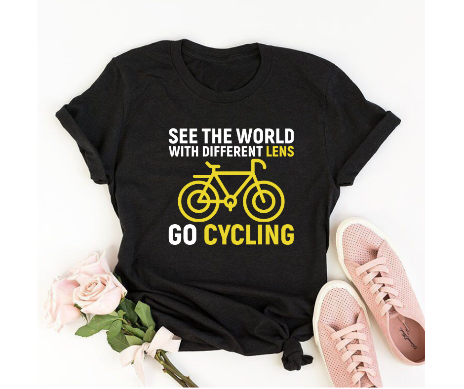 See the world with different lens go cycling - Women's half sleeve round neck T-shirt